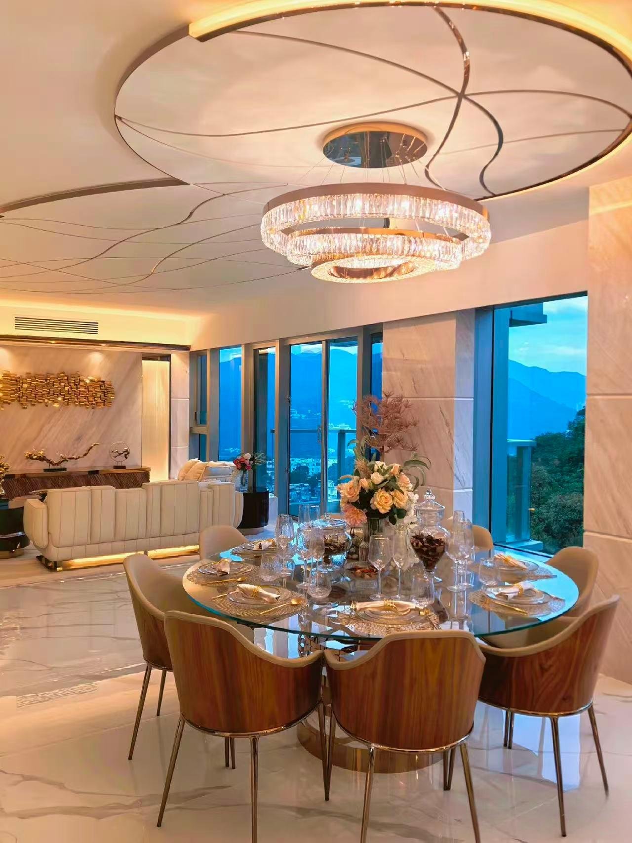 富豪・山峰 高端配套